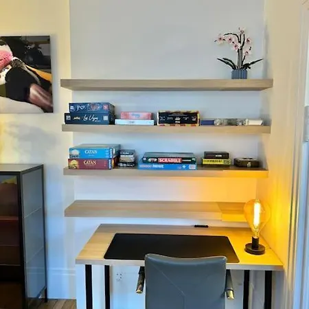 Apartament Batignolles Chaleureux Et Moderne 3 Pieces Paryż