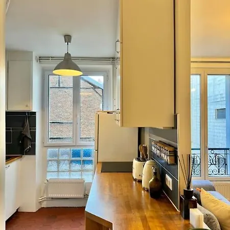 Batignolles Chaleureux Et Moderne 3 Pieces Apartment *